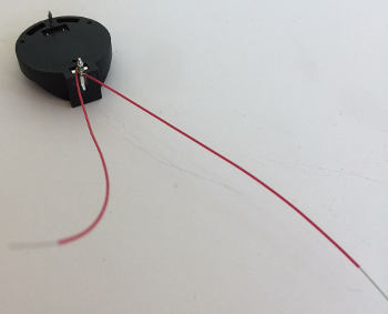 battery holder with red wires